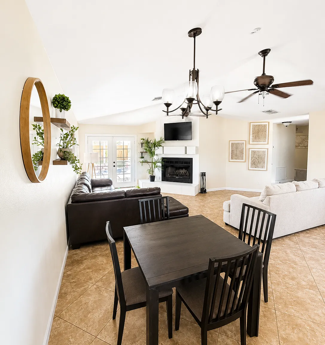 5 bed, 3476 sqft, $950 — Photo 2
