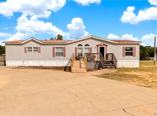 305 Barrie Ln, Berry, AL 35546