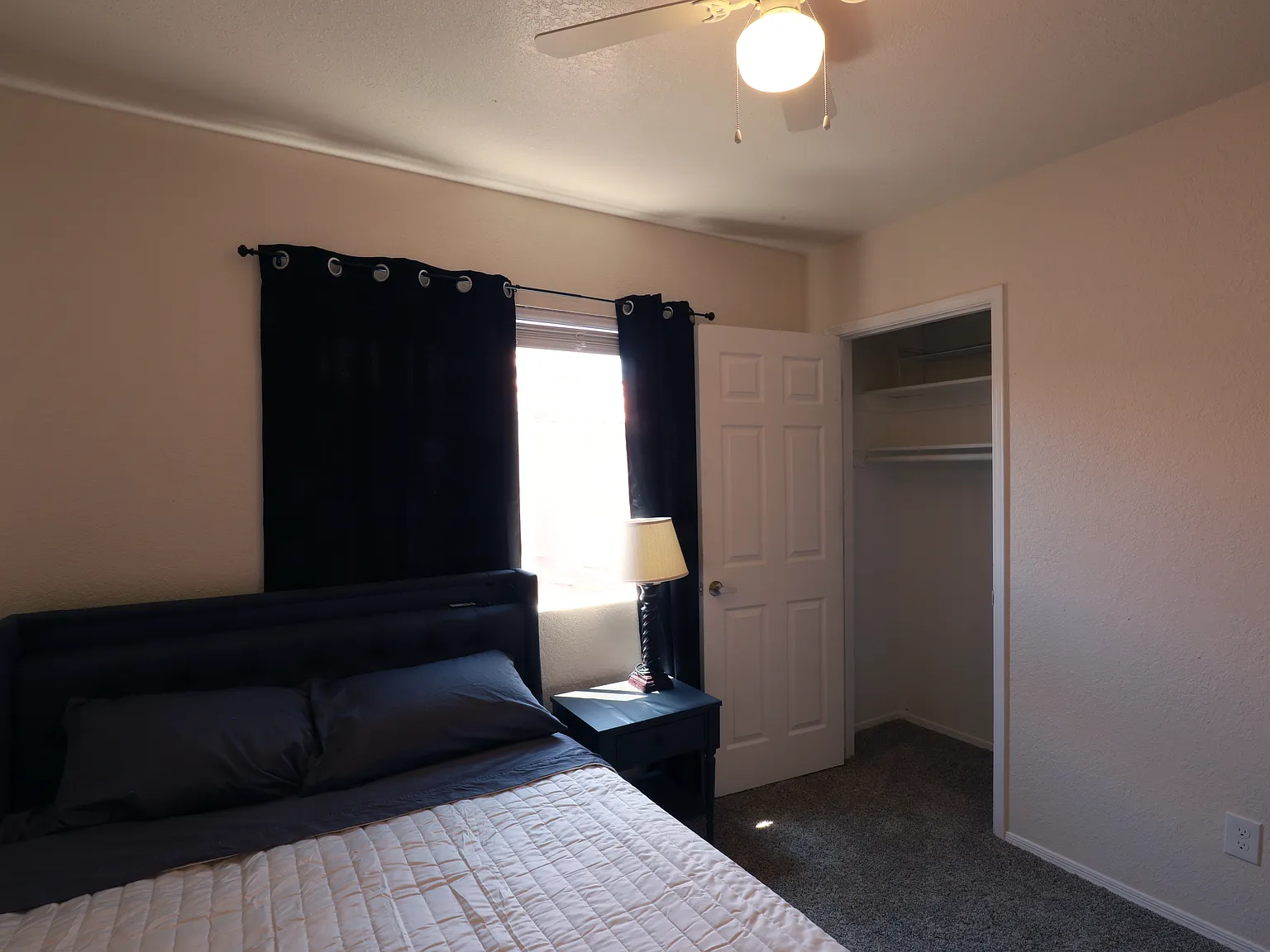 4743 W Lessing Ln — Photo 4