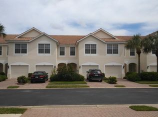 945 Hampton Cir, Naples, FL 34105