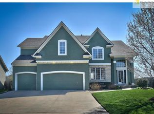 15915 W 162nd St, Olathe, KS 66062