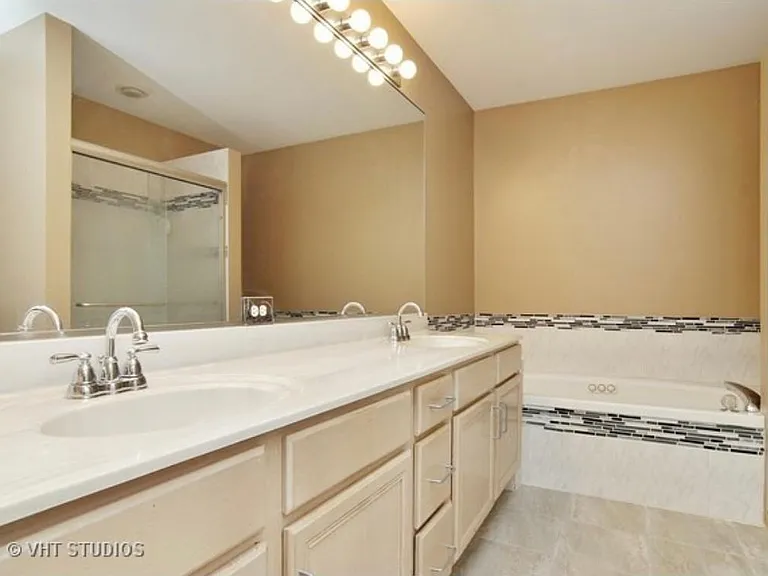 363 Prairie Meadow Ln — Photo 16