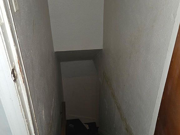 5th image of 5638 Midwood Ave