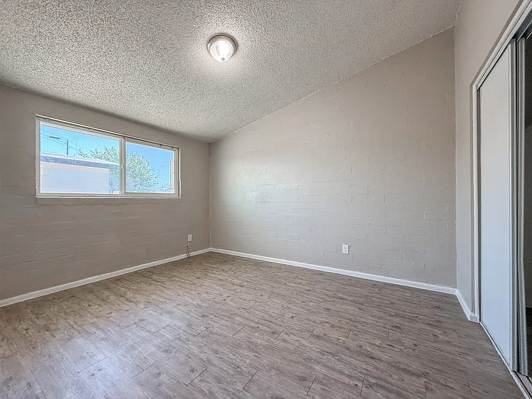 2115 W Devonshire Ave, Phoenix Az — Photo 13