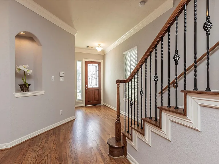 10126 Holly Chase Dr — Photo 6