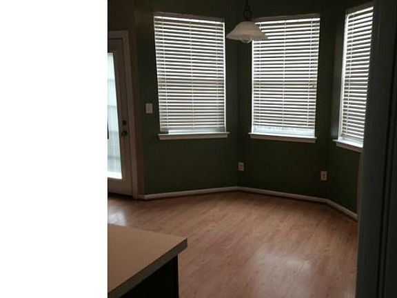 4th image of 3801 Tutbury Ct