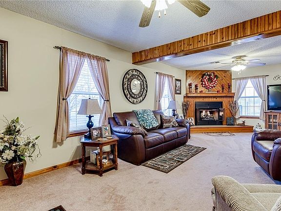3rd image of 11193 W Highway 170