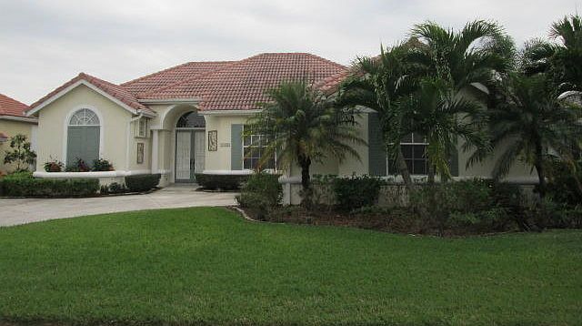 Home For Sale In Heatherwood
