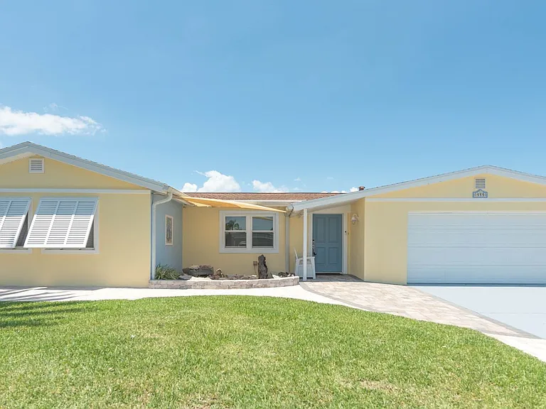 444 Finch Dr — Photo 15