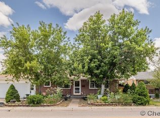 413 E Carlson St, Cheyenne, WY 82009