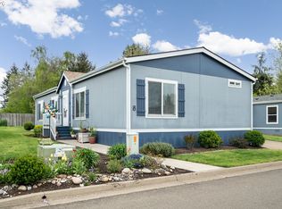 310 Pitney Ln Unit 8, Junction City, OR 97448
