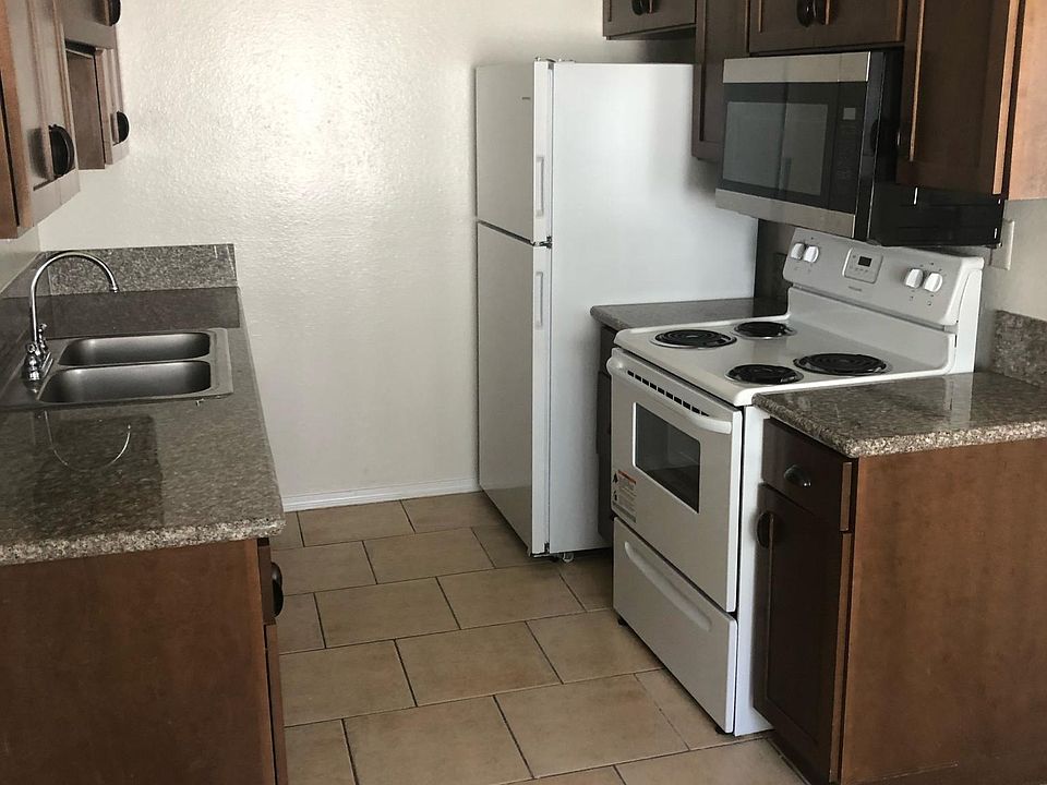 2nd image of 4910 Imperial Ave APT 6