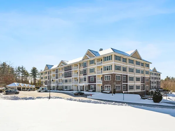 12 Braemoor Woods Road #400, Salem, NH 03079