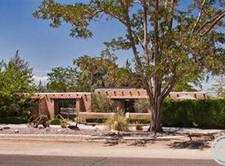 15560 Pohez Rd, Apple Valley, CA 92307