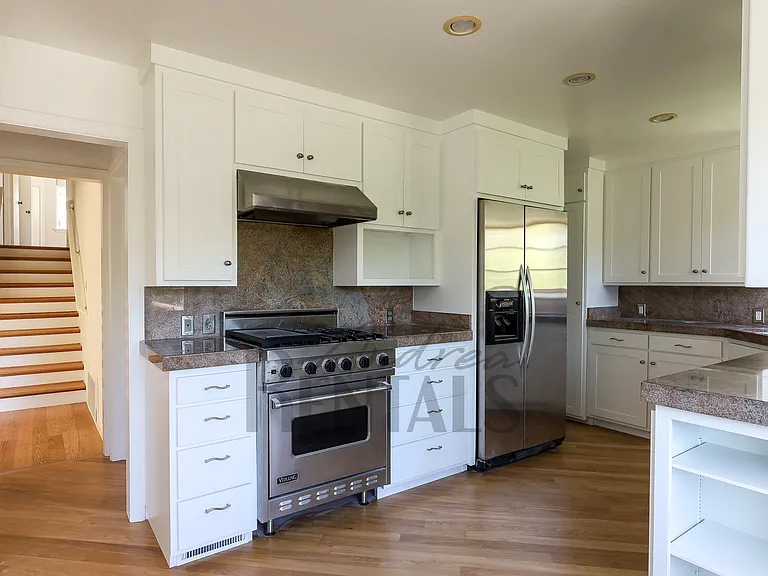 5555 Harbord Dr — Photo 13