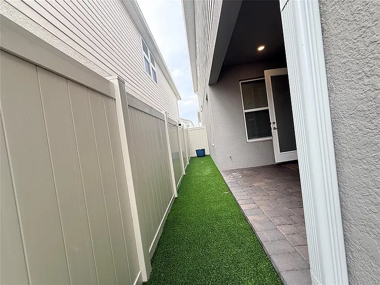 16318 Honey Harvest St — Photo 24