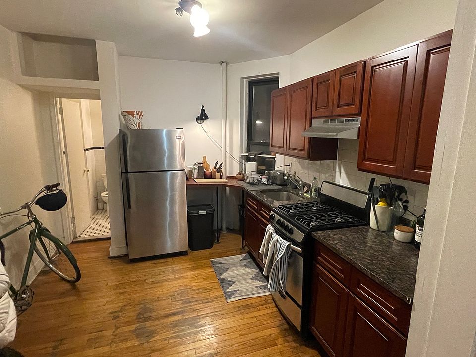 1st image of 352 Lafayette Ave APT 3D