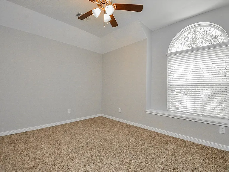 23751 River Place Dr — Photo 23