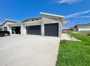 5418 W Liberator Cir, Sioux Falls, SD 57107