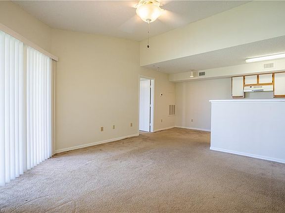 4th image of 12530 Equestrian Cir APT 412