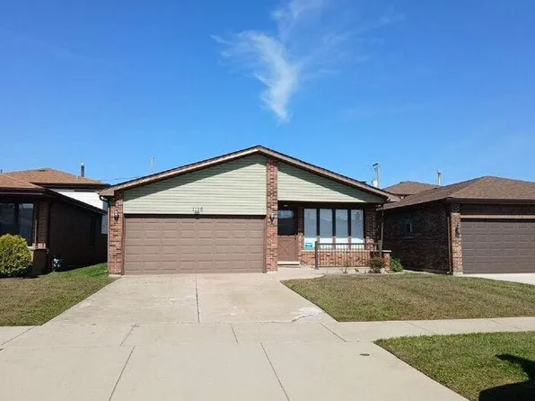 1116 Herbert Breclaw Dr, Calumet City, IL 60409