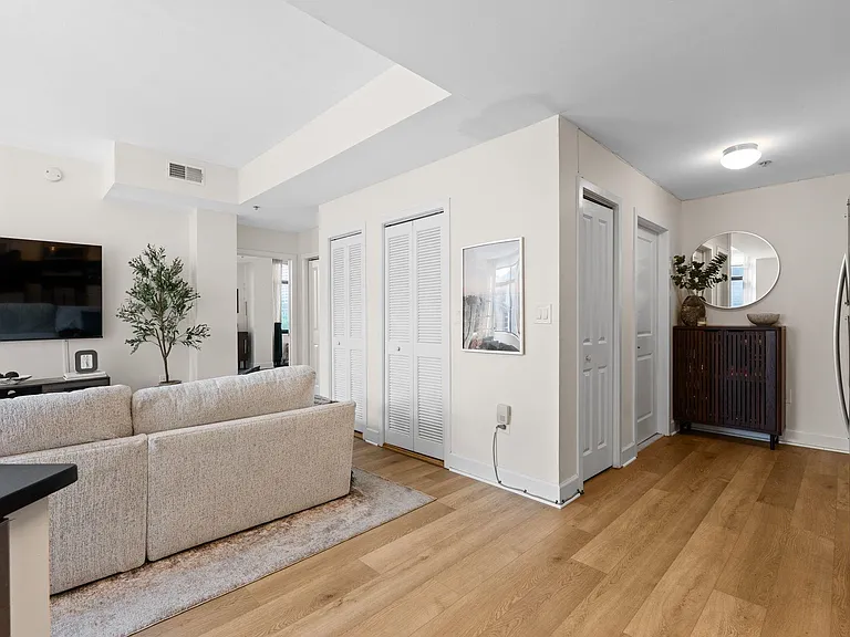 610 Newark St #7A — Photo 6