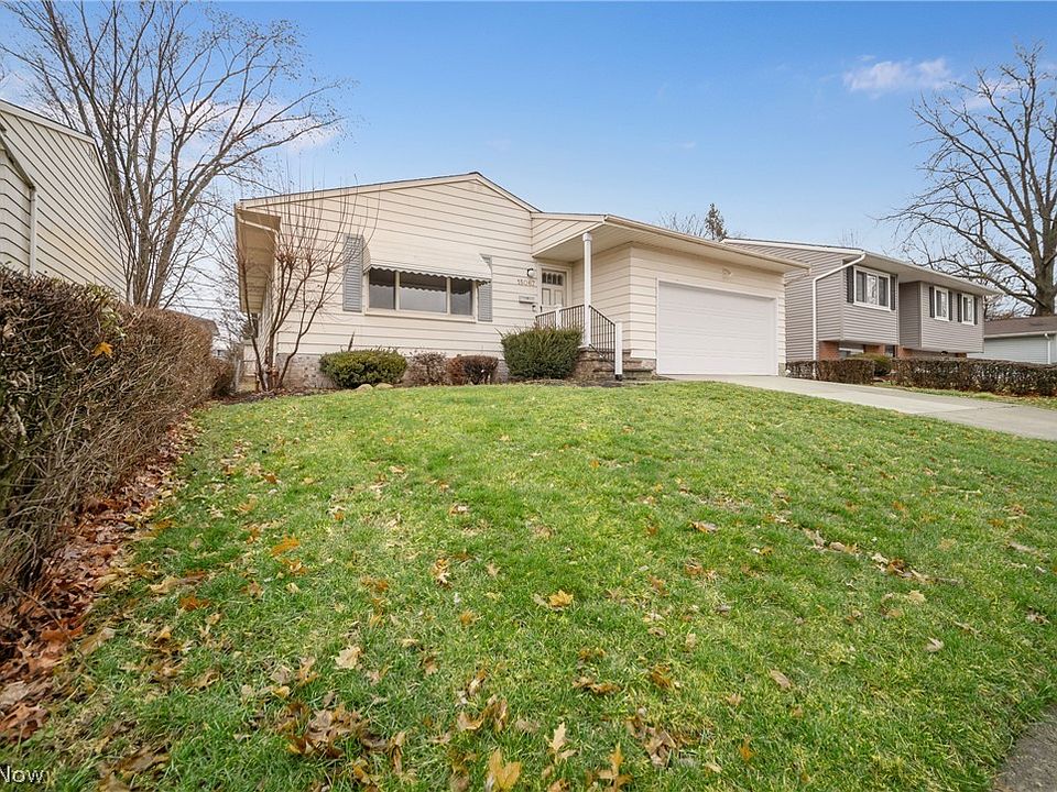 1st image of 15067 Rochelle Dr