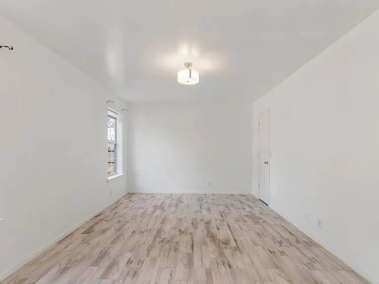 524 W Quanah St — Photo 10