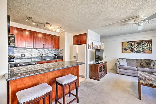 1778 Ala Moana Blvd Photo 1