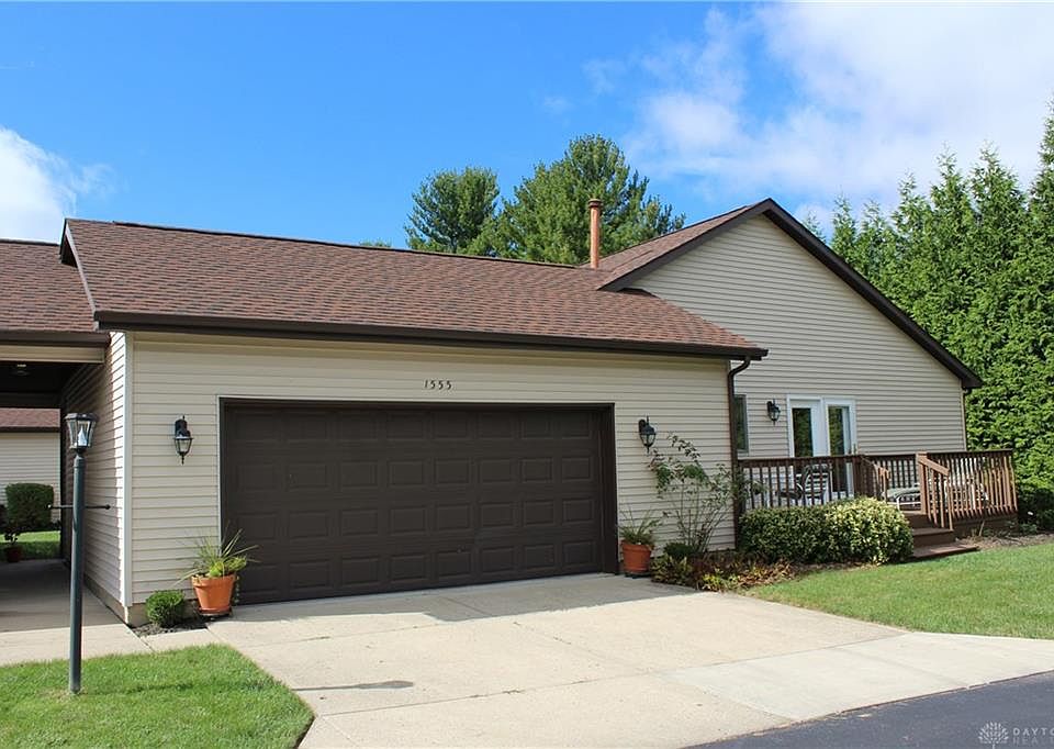 1st image of 1555 N Regency Dr
