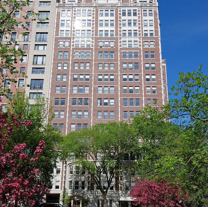 1st image of 2440 N Lakeview Ave #9D