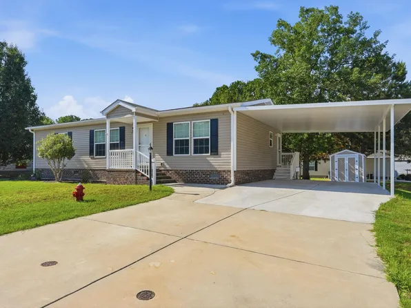 4555 Manitook Dr., Little River, SC 29566