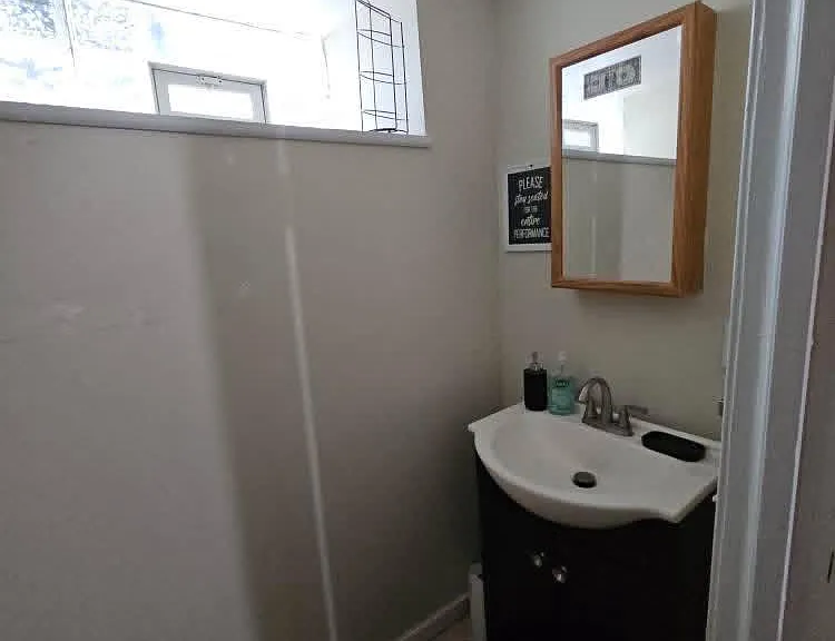 5736 Woodcrest Ave — Photo 19