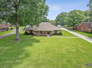 7324 Oak Meadow Dr, Baton Rouge, LA 70818