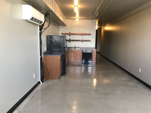 30 1st St NE APT 302