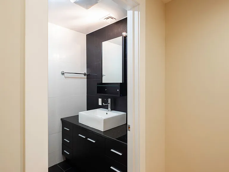 525 W 133rd St #5B — Photo 13