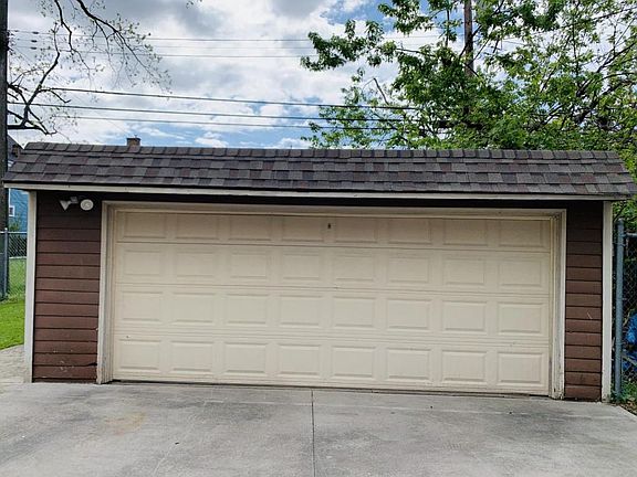 3rd image of 4800 E 85th St