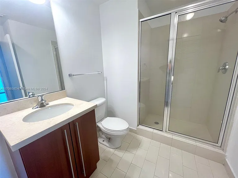 1111 SW 1st Ave #1916 — Photo 9