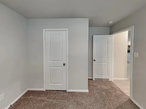 5734 Verracio Ct — Photo 9