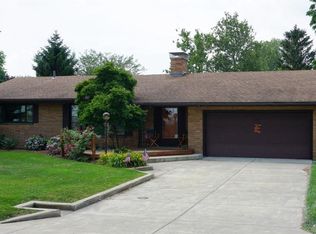 1535 Cedar Point Rd, Sandusky, OH 44870