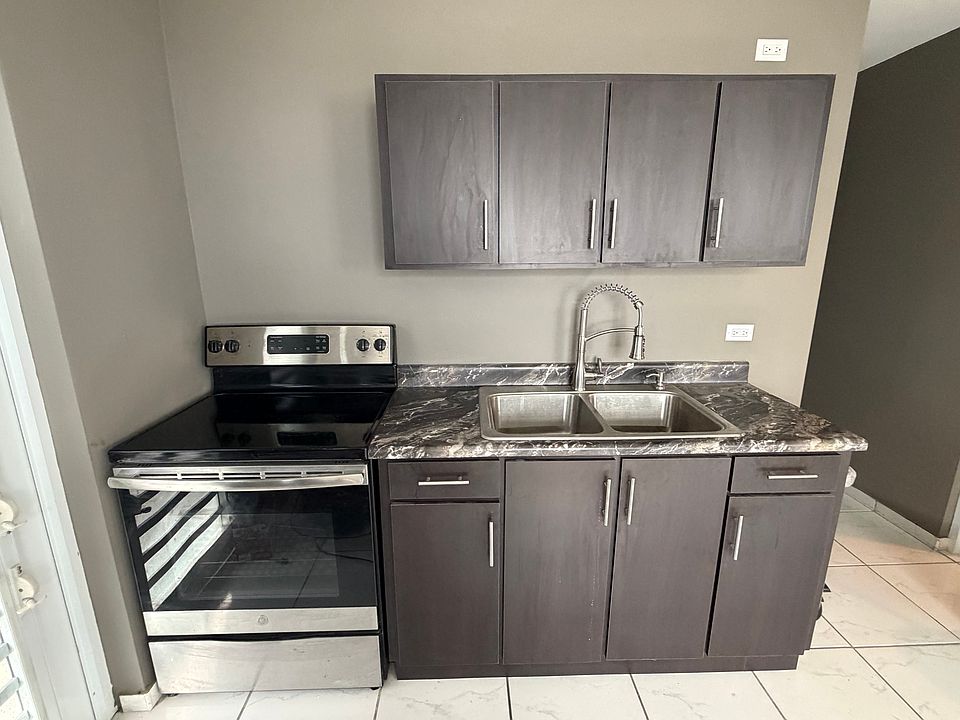 1st image of 1 Avenida #65