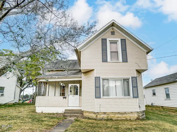 609 Maple St, Wapakoneta, OH 45895