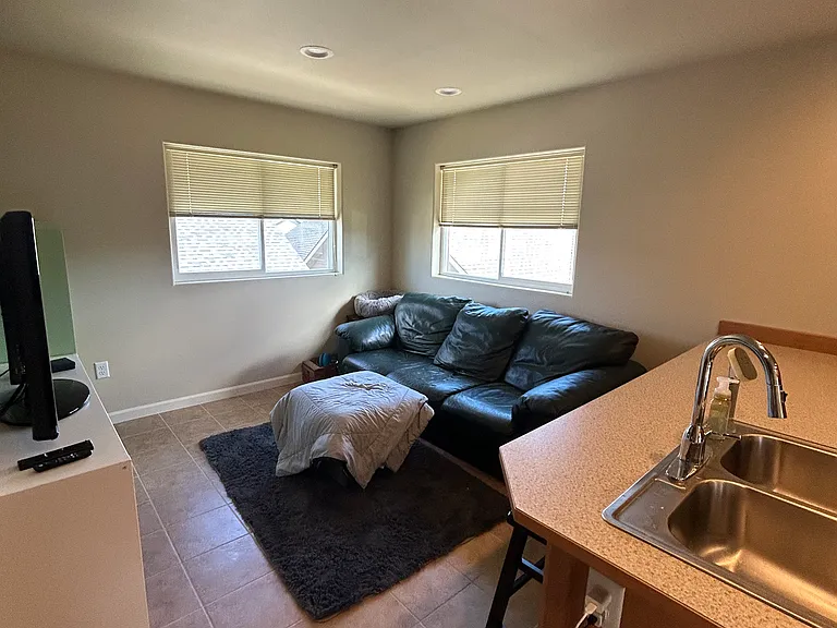 200 W Greenfield Ave #2 — Photo 4