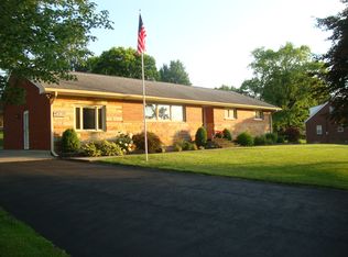 514 E Broadway St, Loogootee, IN