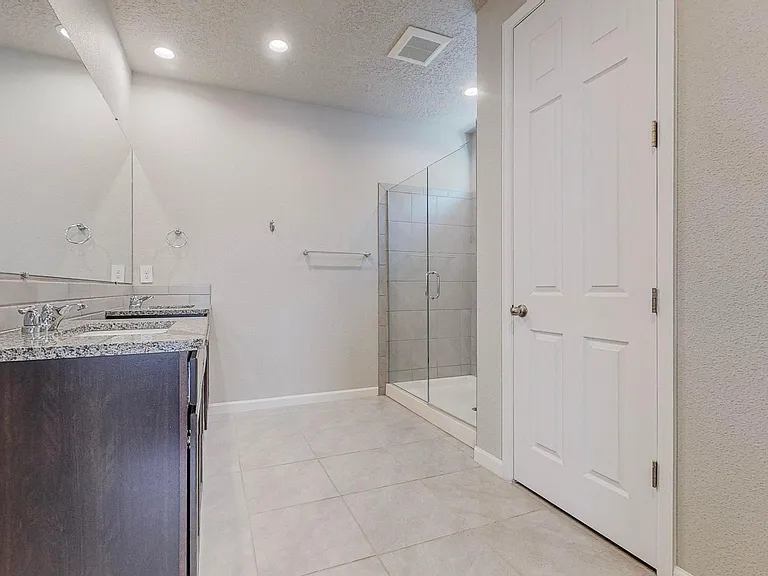 5950 Las Vacas Ct NE — Photo 39