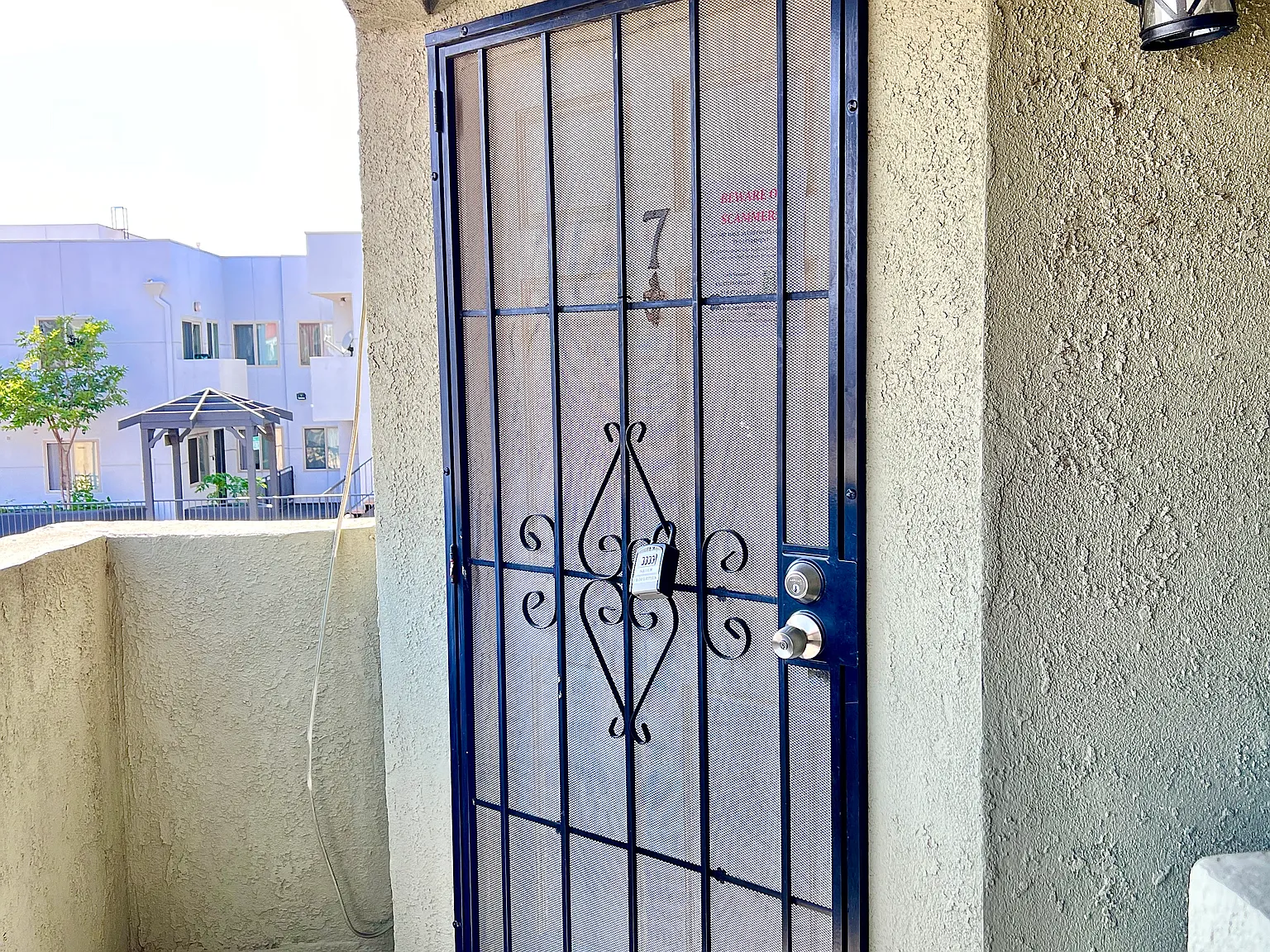 2 bed, 1000 sqft, $2,595 — Photo 3