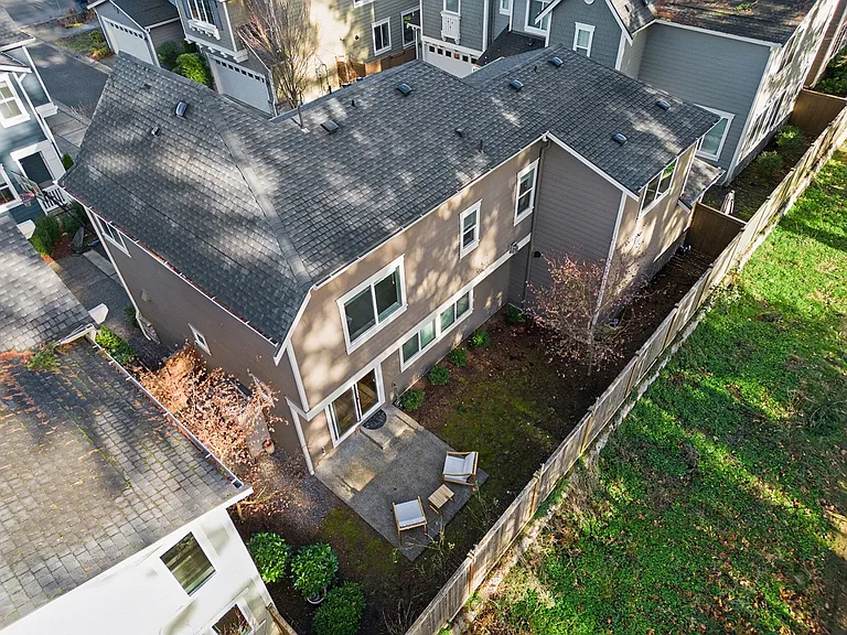 18726 43rd Dr SE — Photo 37