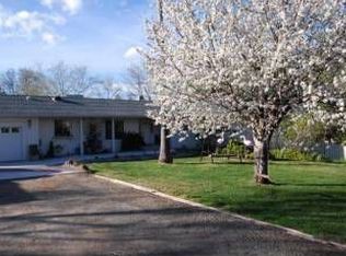 1865 Canby Rd, Redding, CA 96002