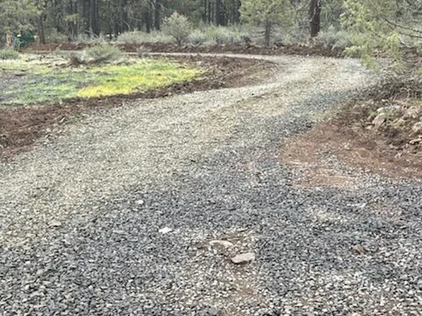 25 Hummingbird Dr, Bonanza, OR 97623