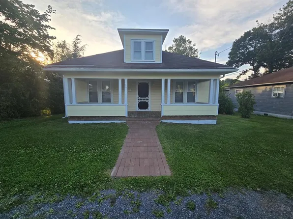 213 Ridge Ave, Beckley, WV 25801
